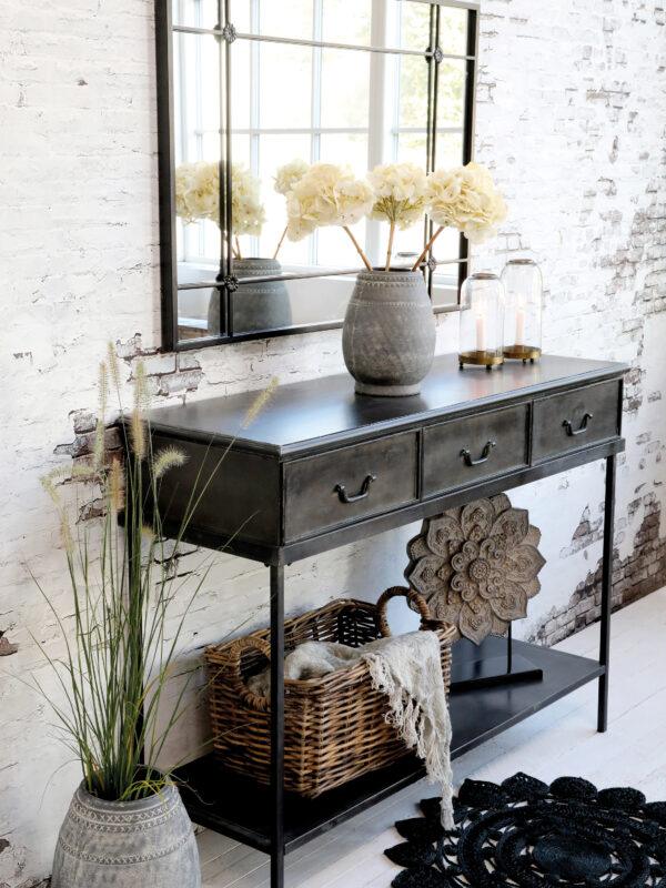 Консоль металева